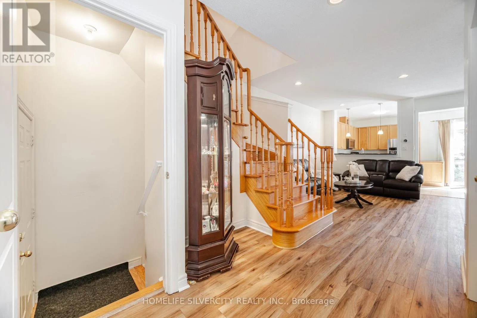 31 ROCKY POINT CRESCENT
