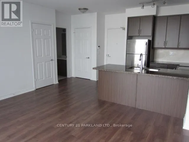 1116 - 15 JAMES FINLAY WAY