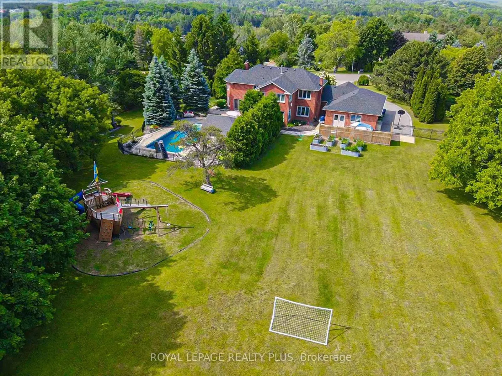 5 COATES HILL COURT