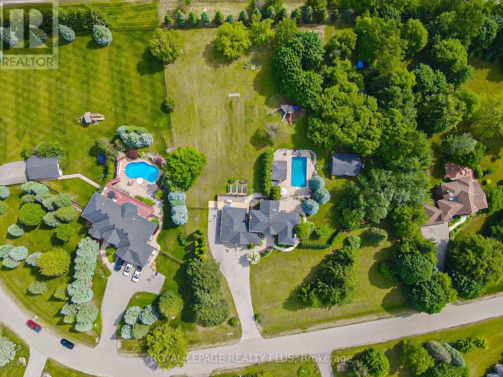 5 COATES HILL COURT