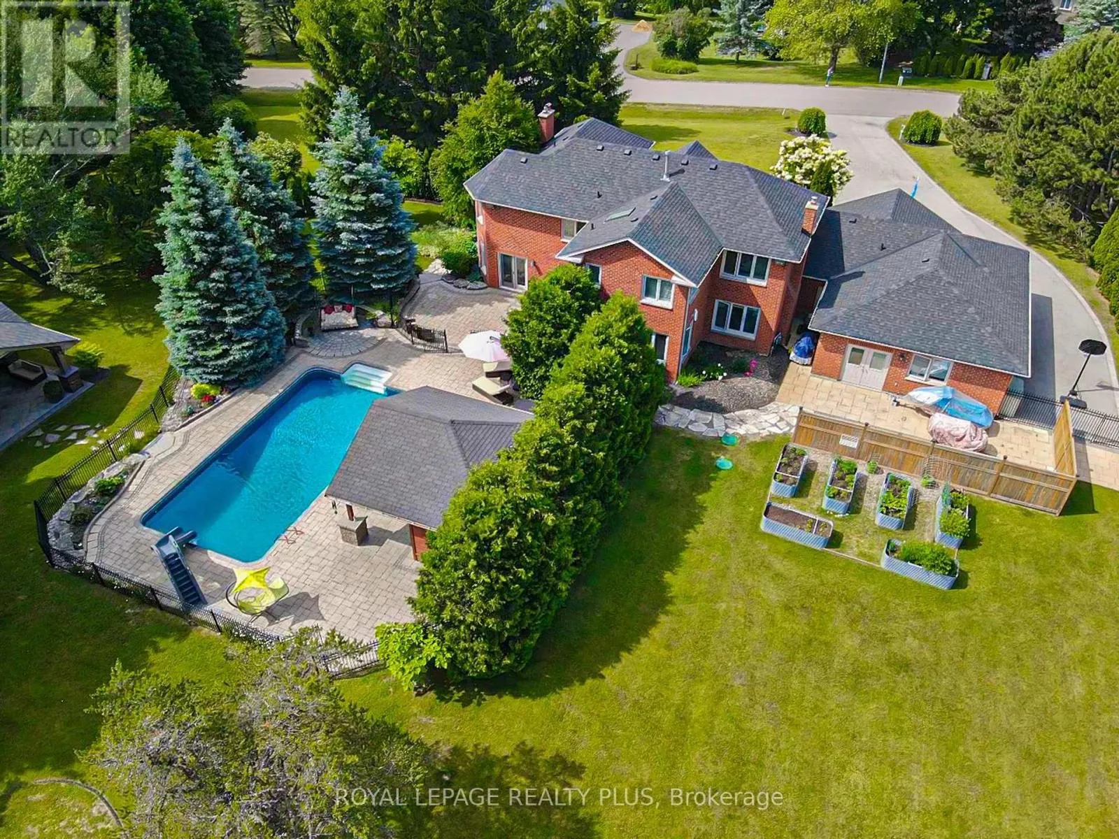 5 COATES HILL COURT