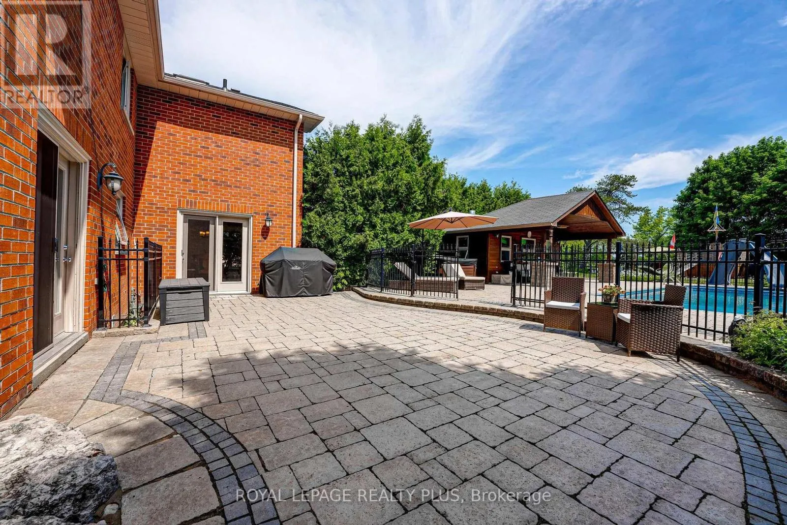 5 COATES HILL COURT