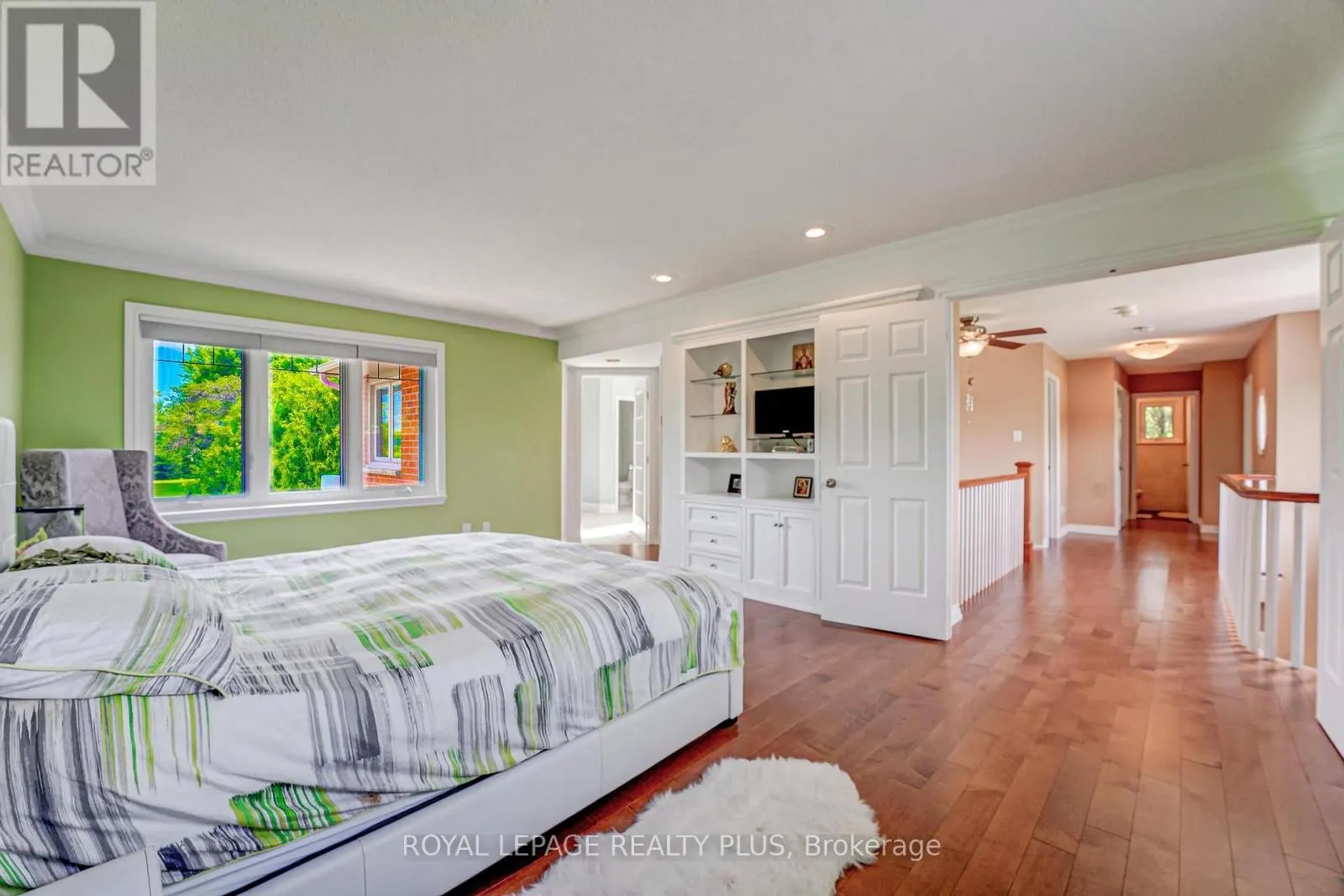 5 COATES HILL COURT