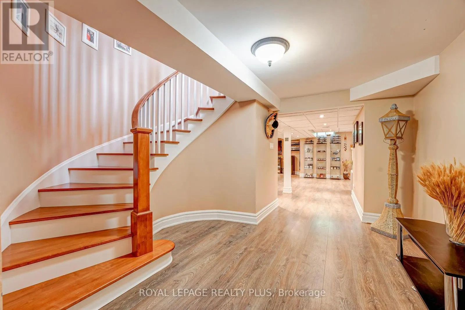 5 COATES HILL COURT