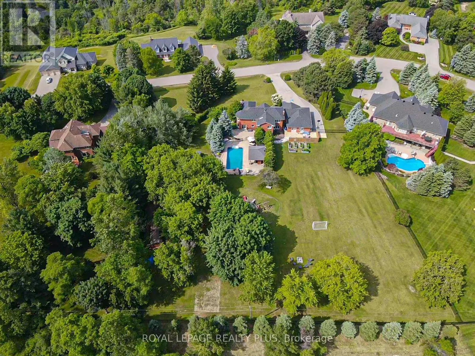 5 COATES HILL COURT