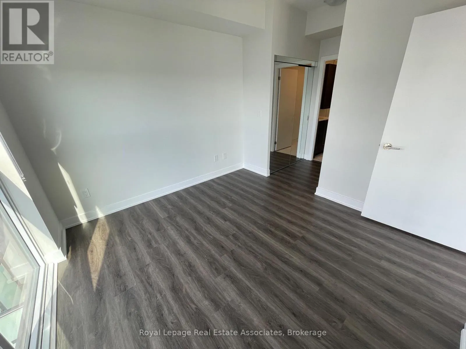 1808 - 430 SQUARE ONE DRIVE