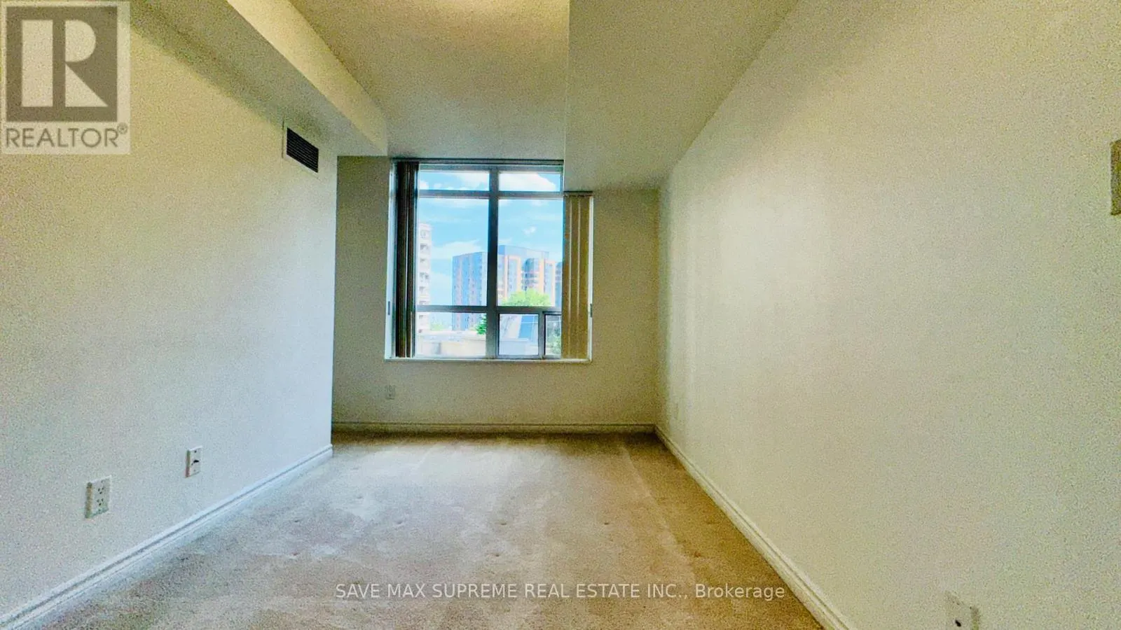 527 - 3888 DUKE OF YORK BOULEVARD