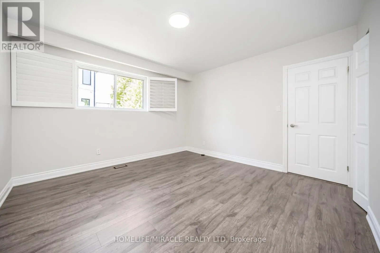 106 SILVERSTONE DRIVE