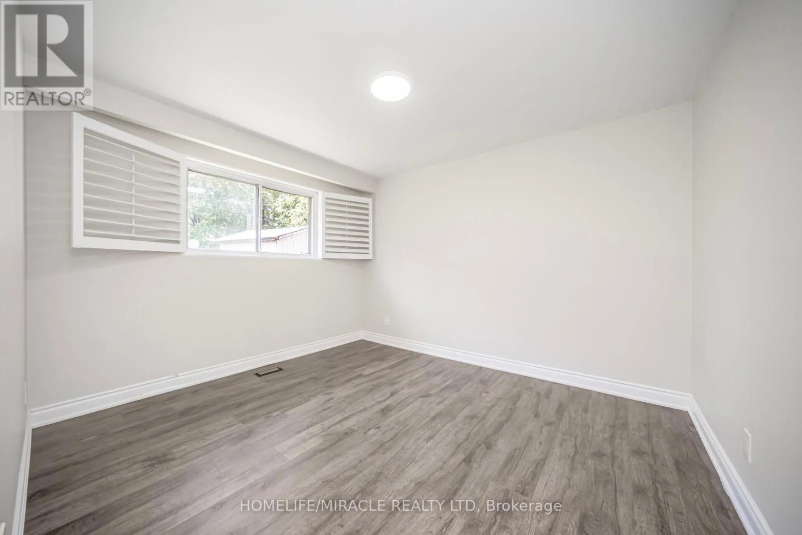 106 SILVERSTONE DRIVE