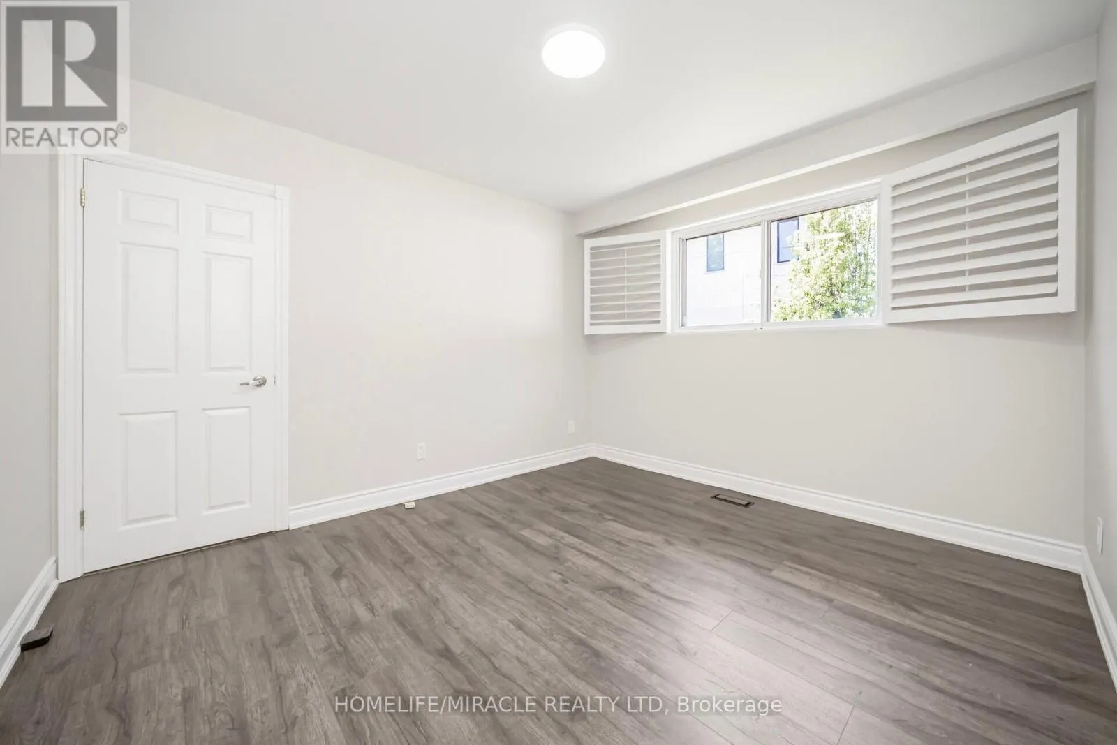106 SILVERSTONE DRIVE