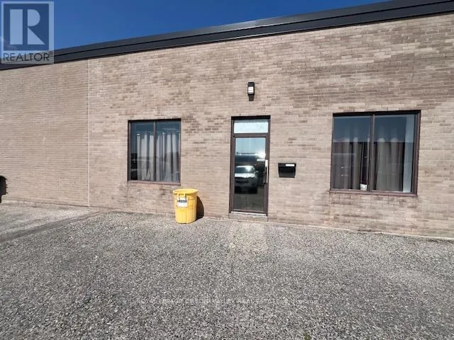670 HARDWICK ROAD