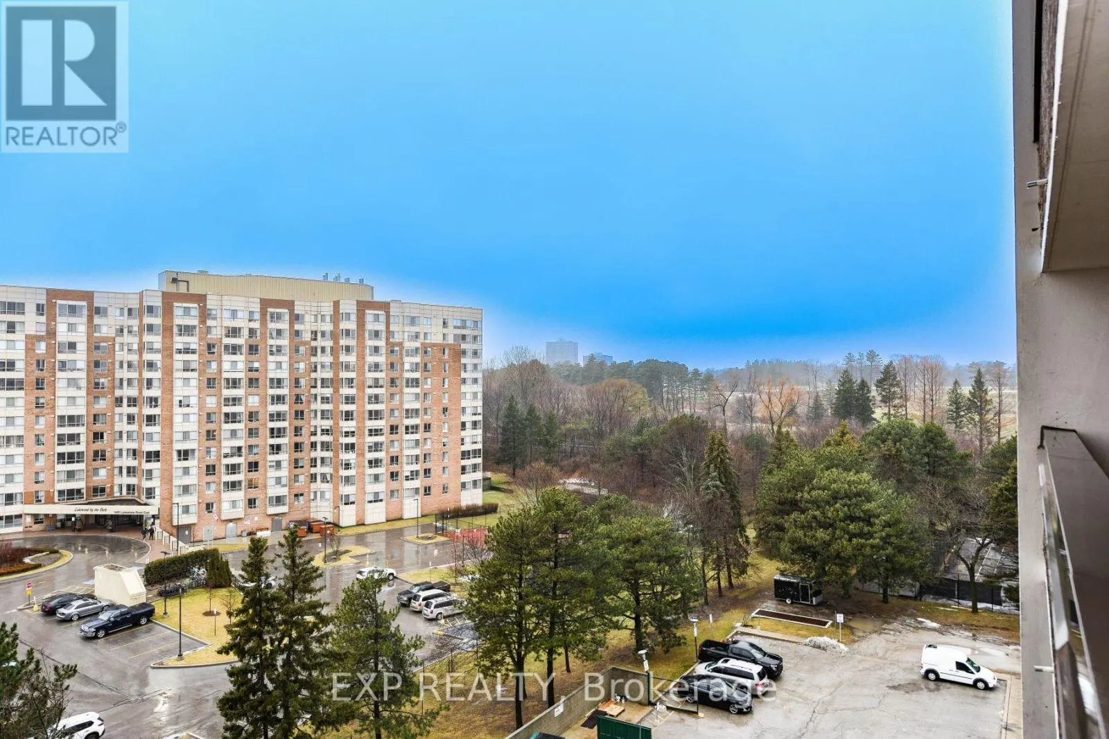 #807 - 1515 LAKESHORE ROAD E