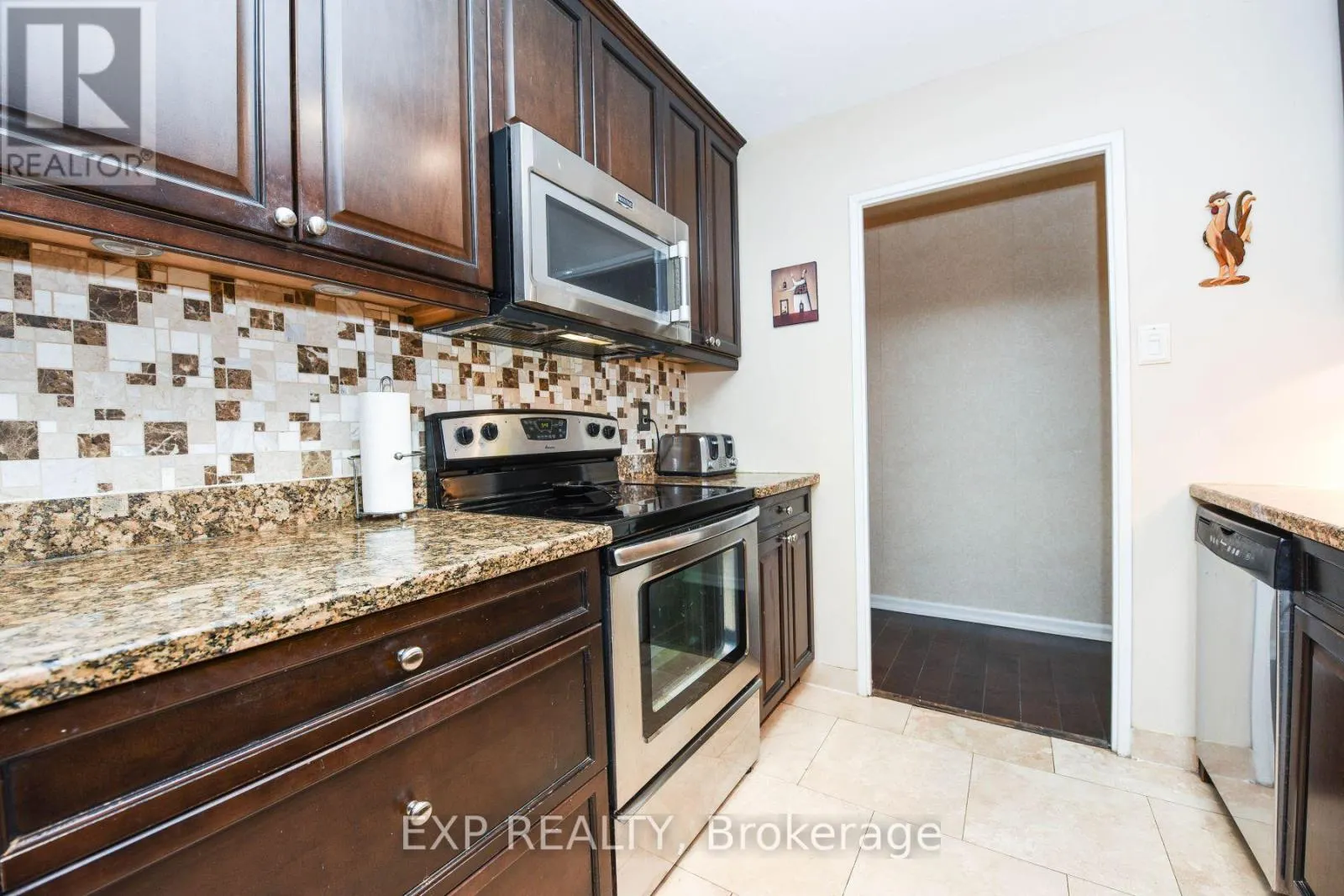#807 - 1515 LAKESHORE ROAD E