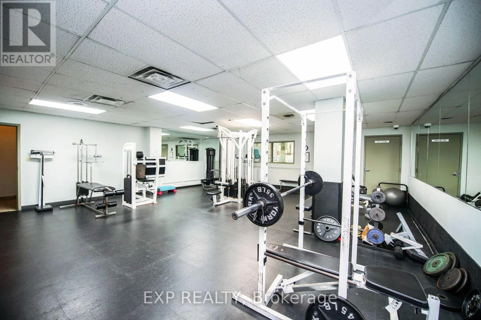 #807 - 1515 LAKESHORE ROAD E