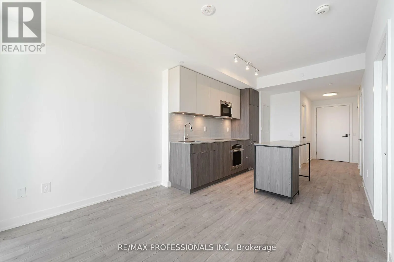 615 - 220 MISSINNIHE WAY