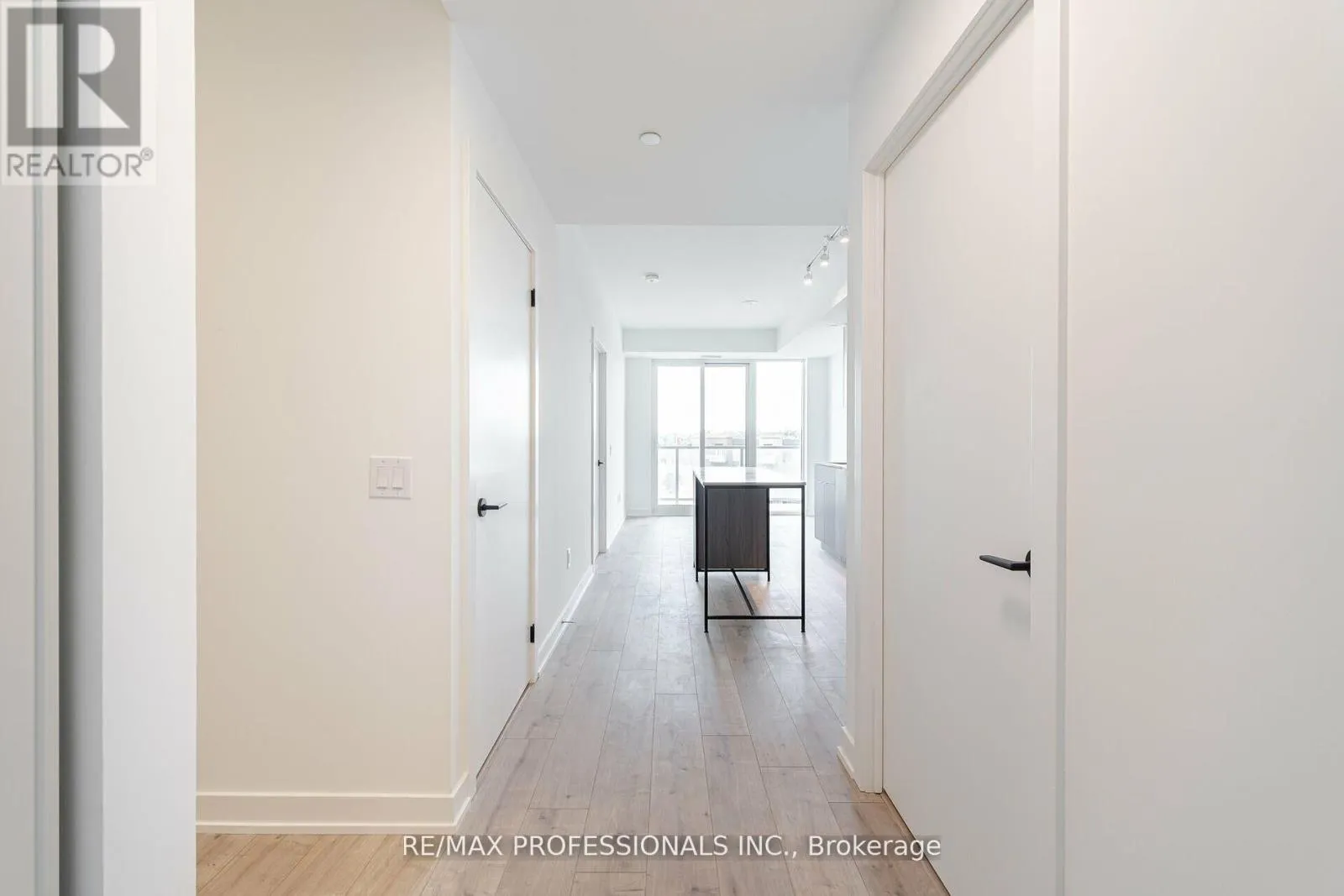 615 - 220 MISSINNIHE WAY