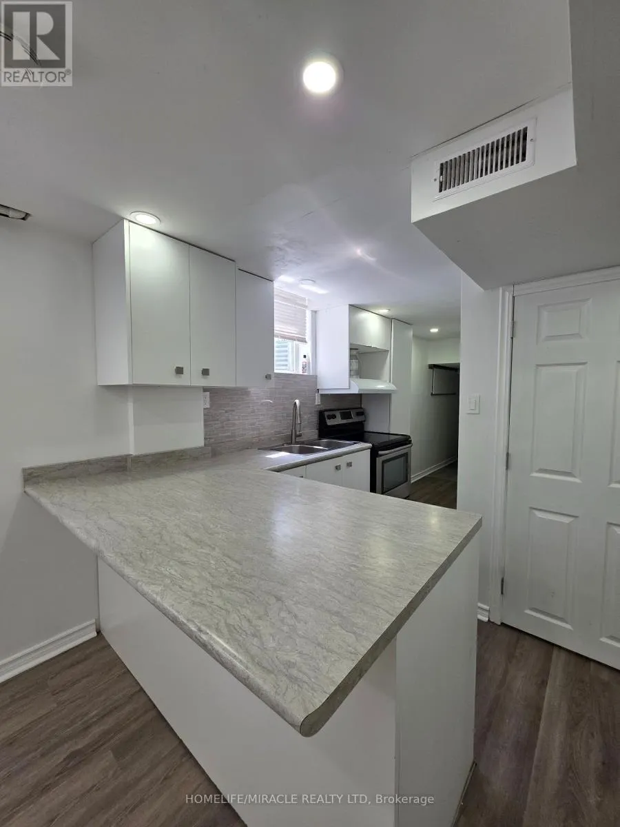 LOWER - 25 JUDITH CRESCENT