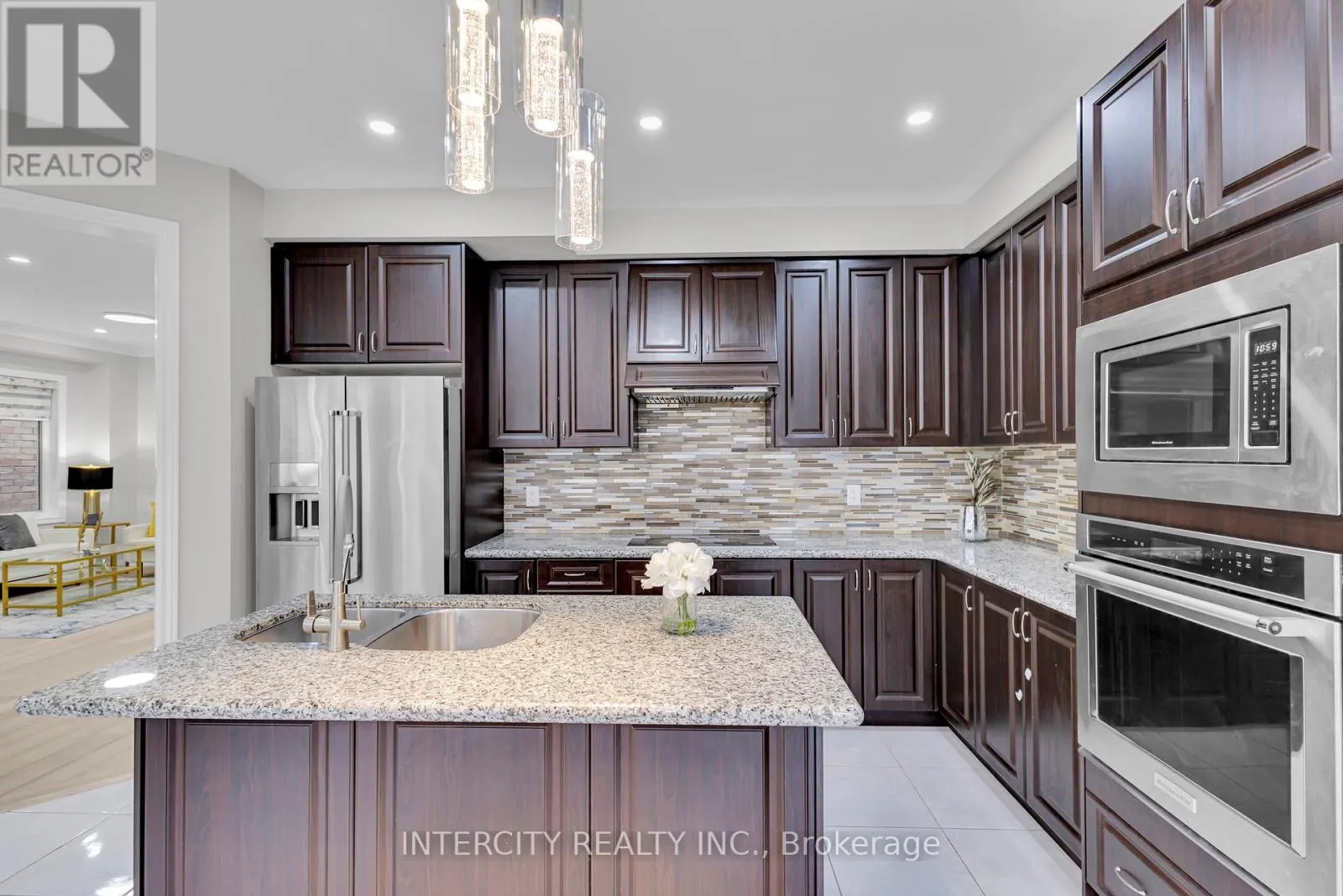 98 LOLA CRESCENT