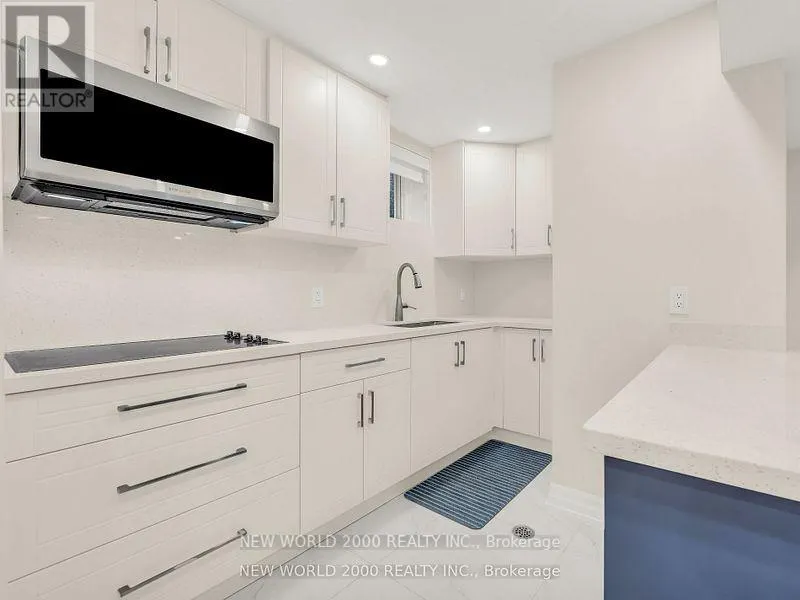 LOWER - 32 EDWALTER AVENUE
