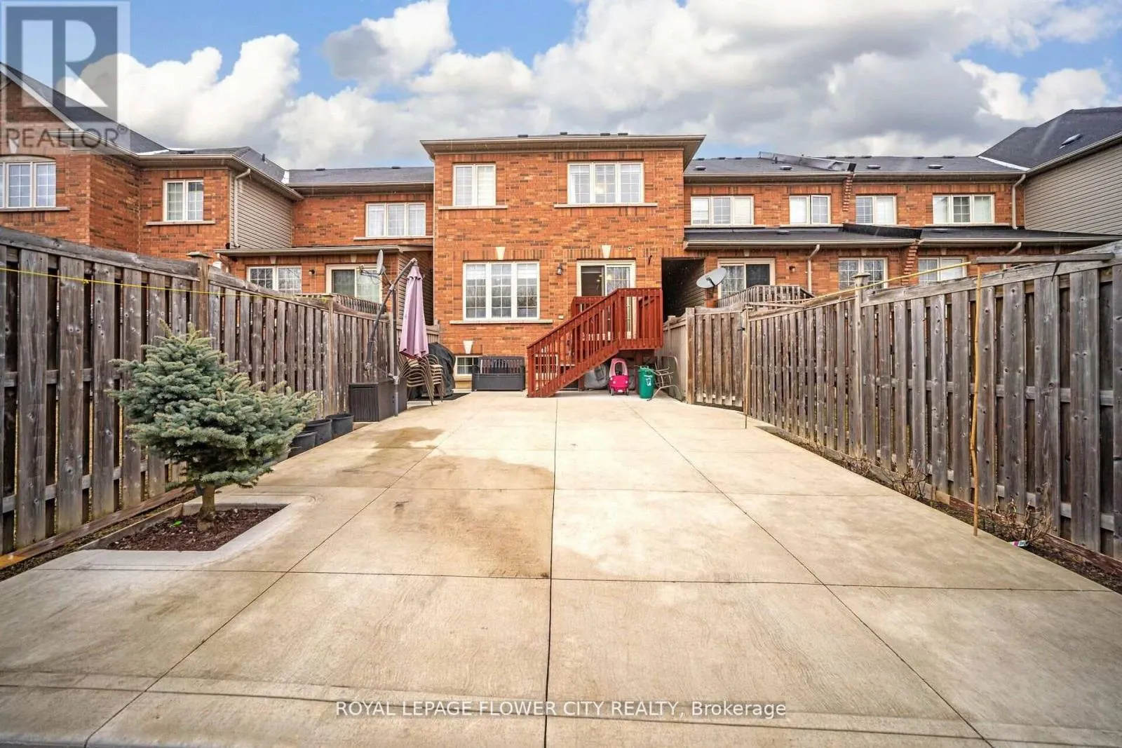 23 EAGLE TRACE DRIVE