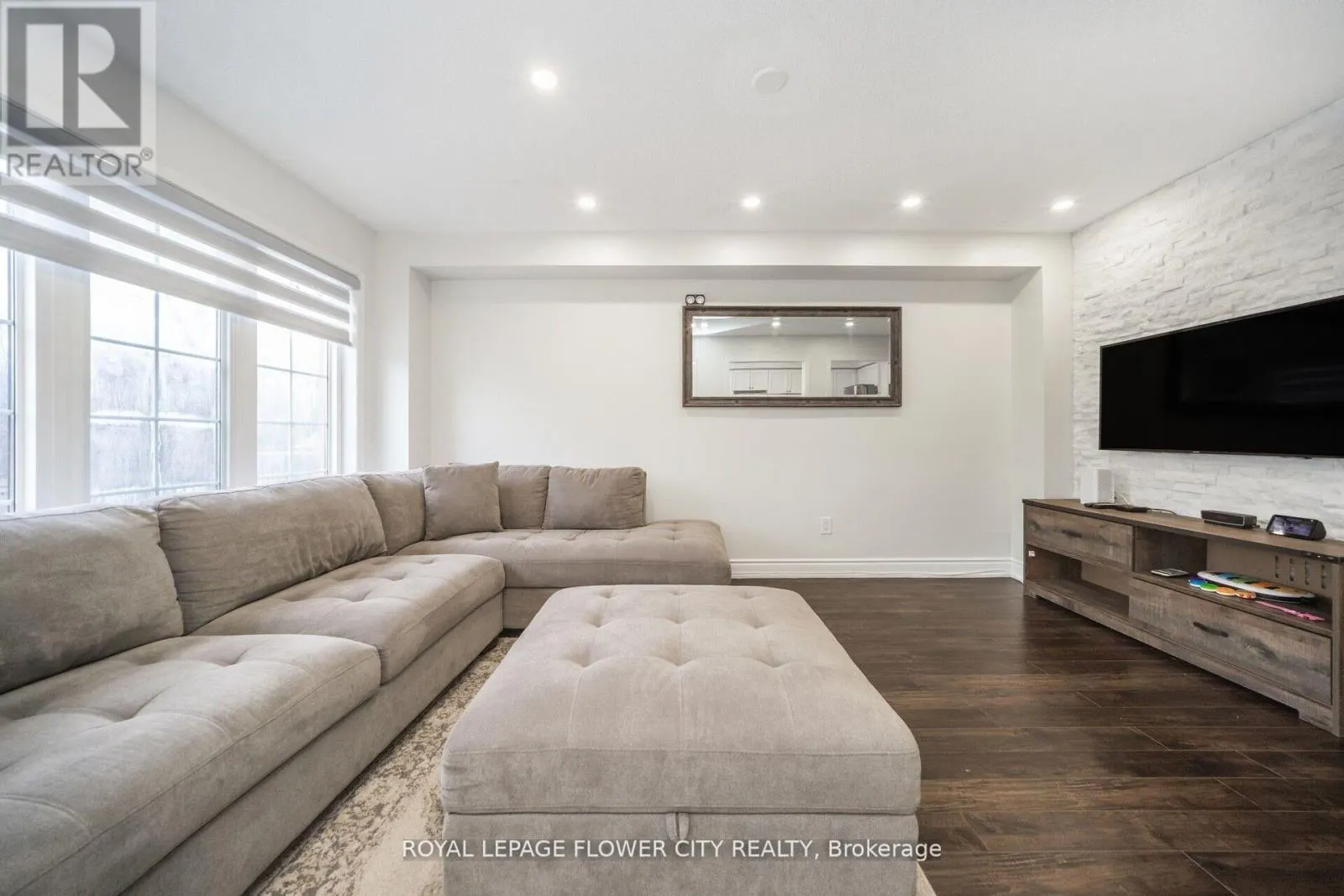 23 EAGLE TRACE DRIVE