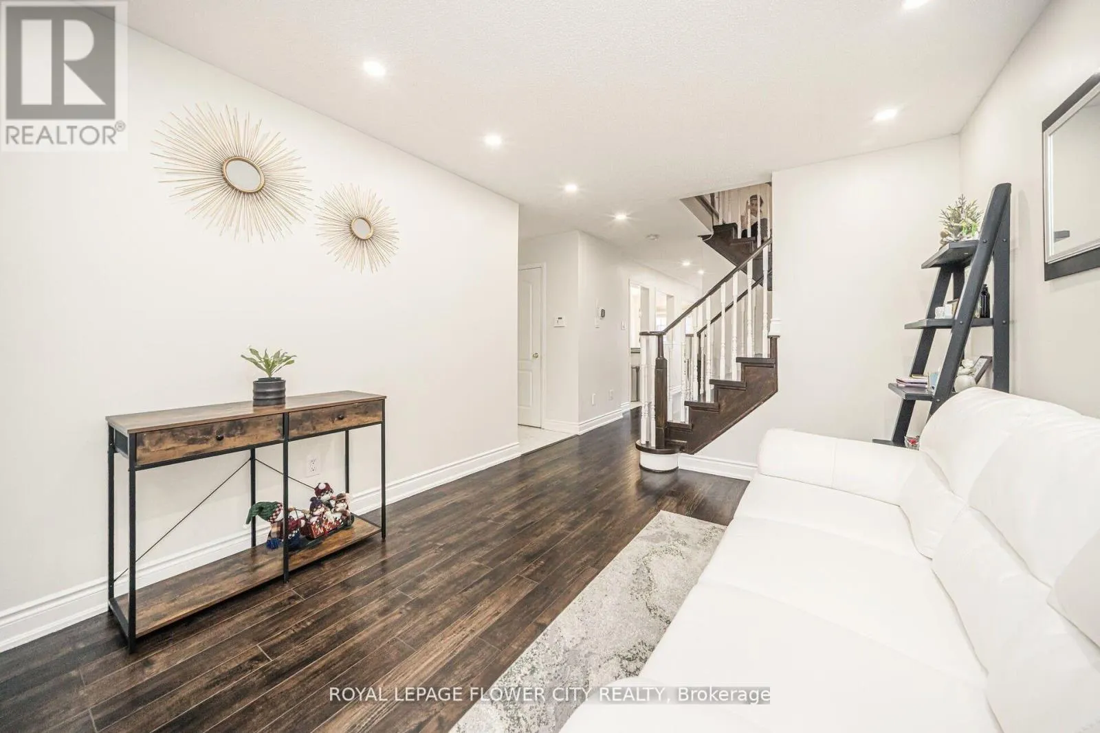 23 EAGLE TRACE DRIVE