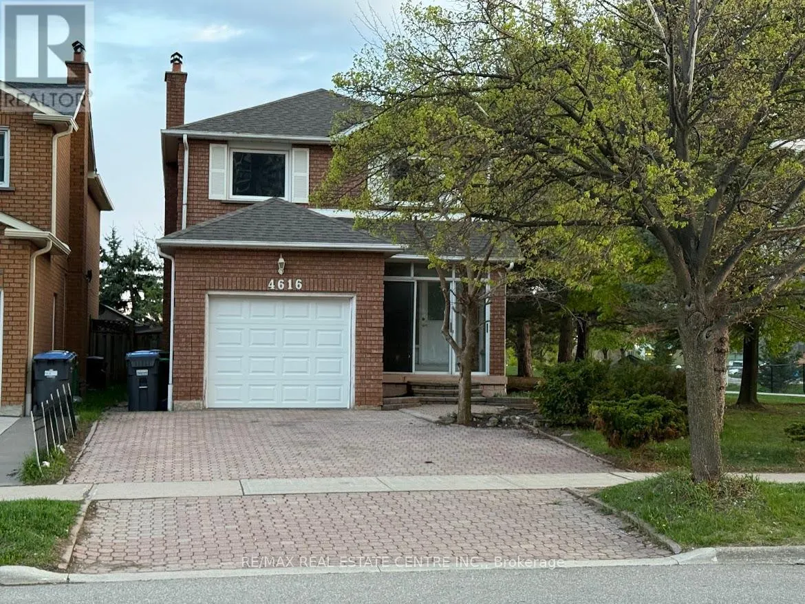 UPPER - 4616 METCALFE AVENUE