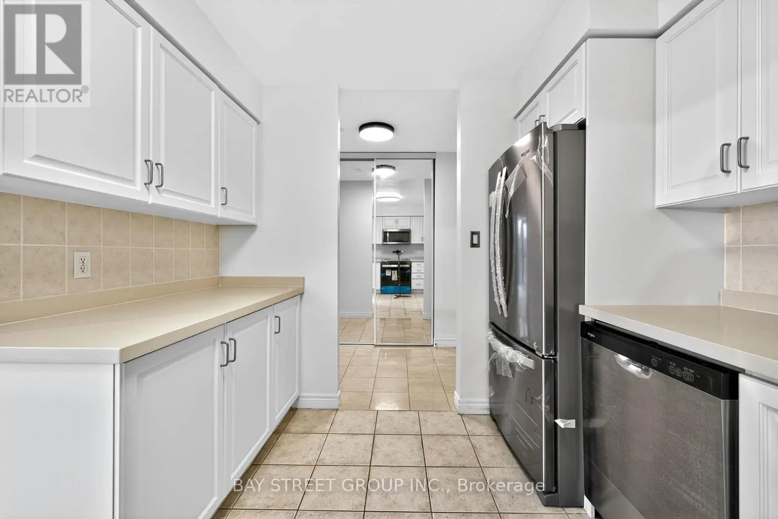 2907 - 156 ENFIELD PLACE