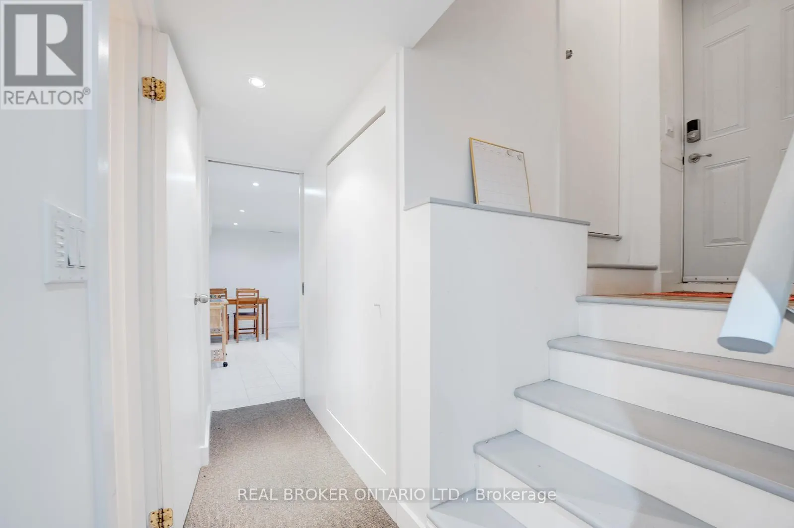 BSMT - 270 MCROBERTS AVENUE