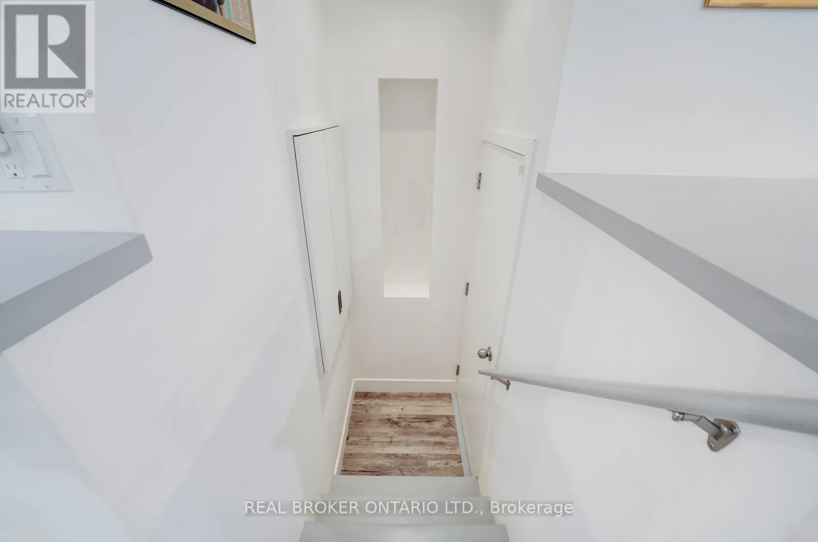 BSMT - 270 MCROBERTS AVENUE