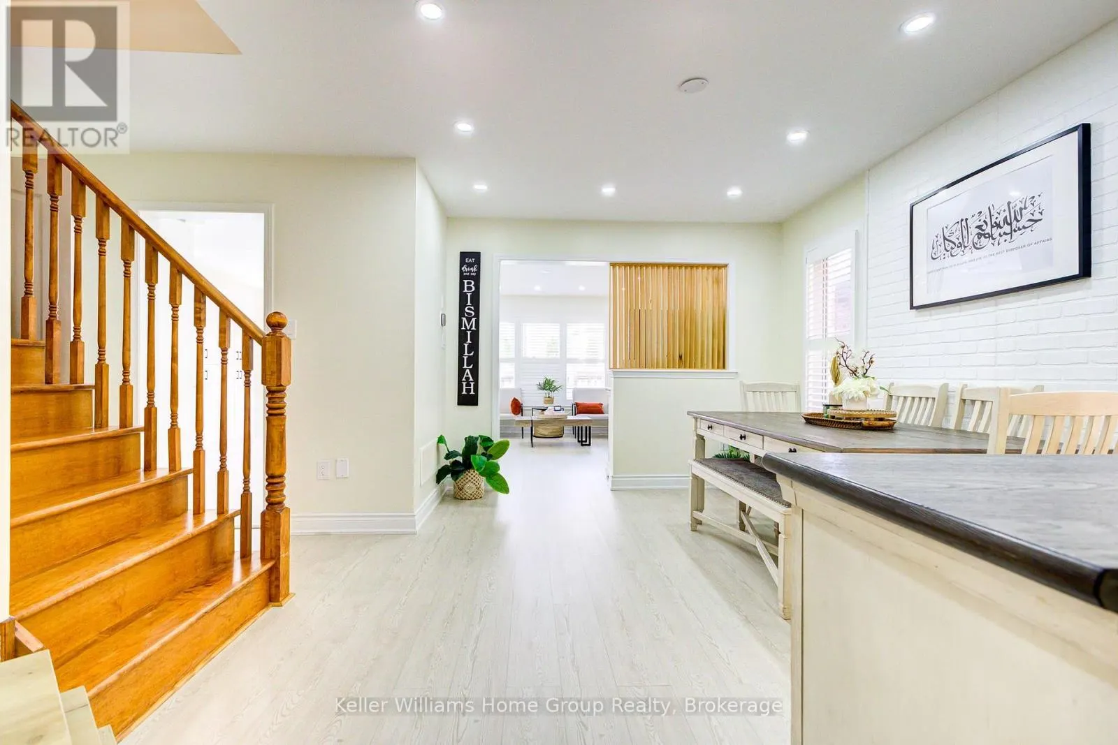 435 POZBOU CRESCENT