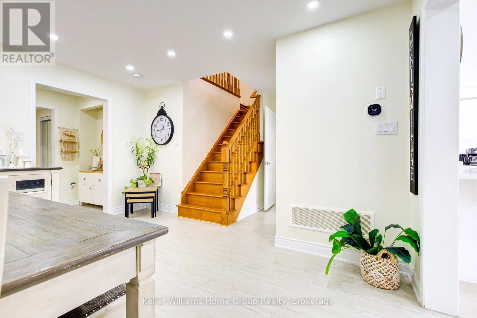 435 POZBOU CRESCENT