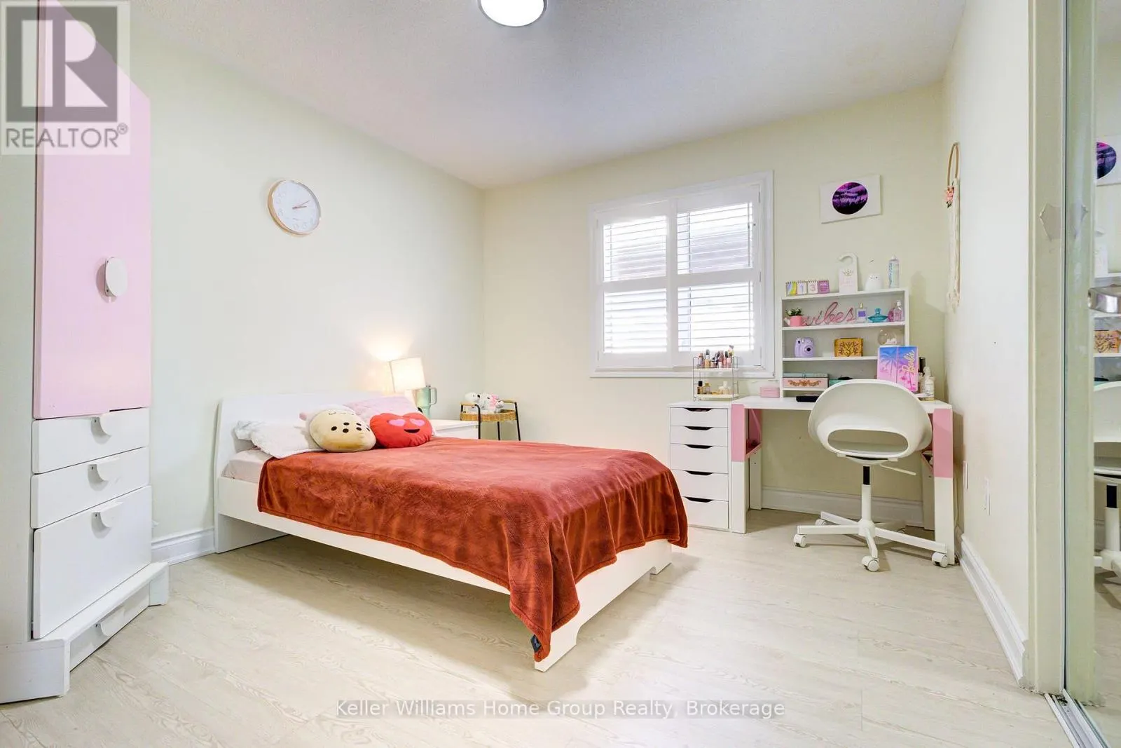 435 POZBOU CRESCENT