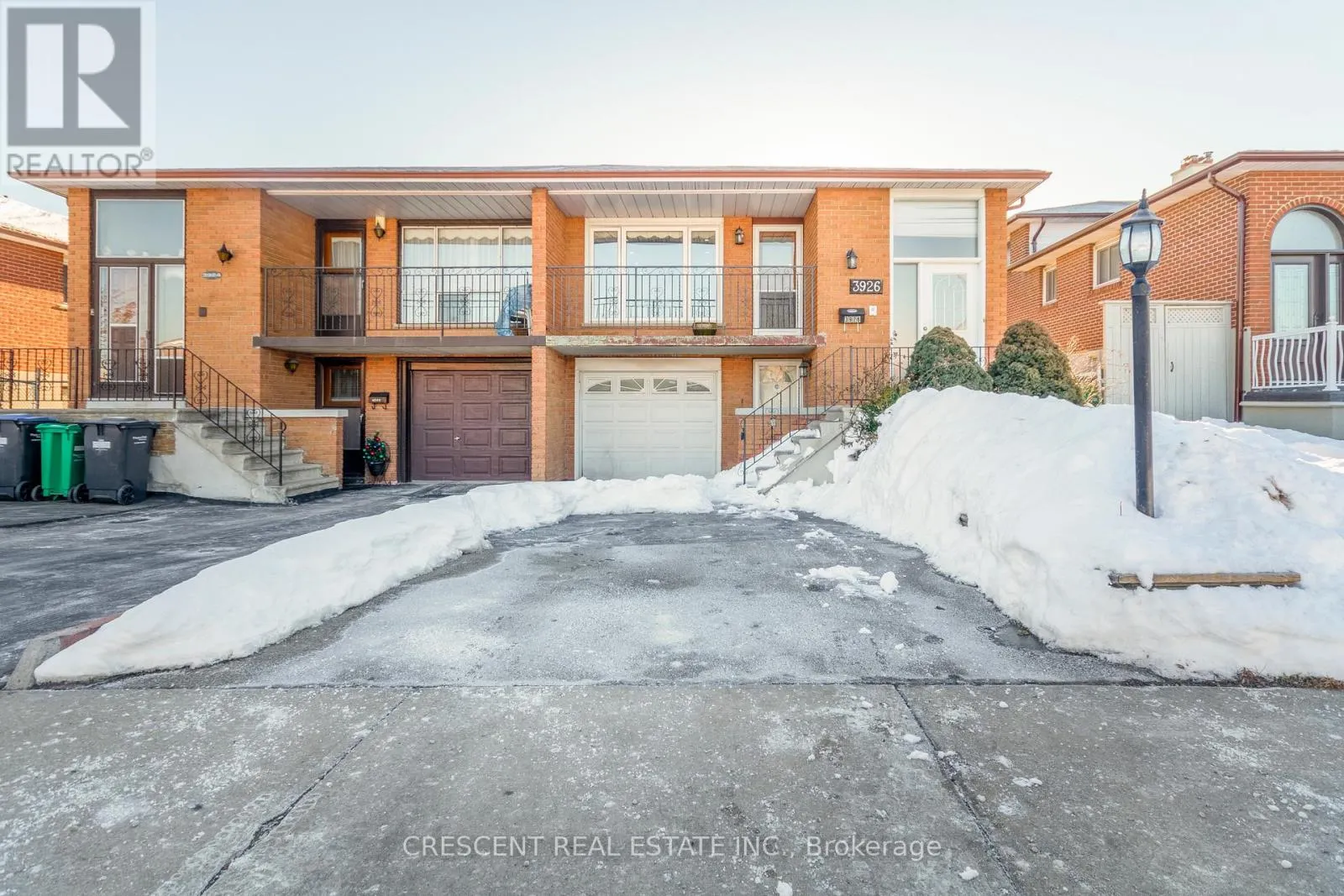 LOWER - 3926 MIDHURST LANE