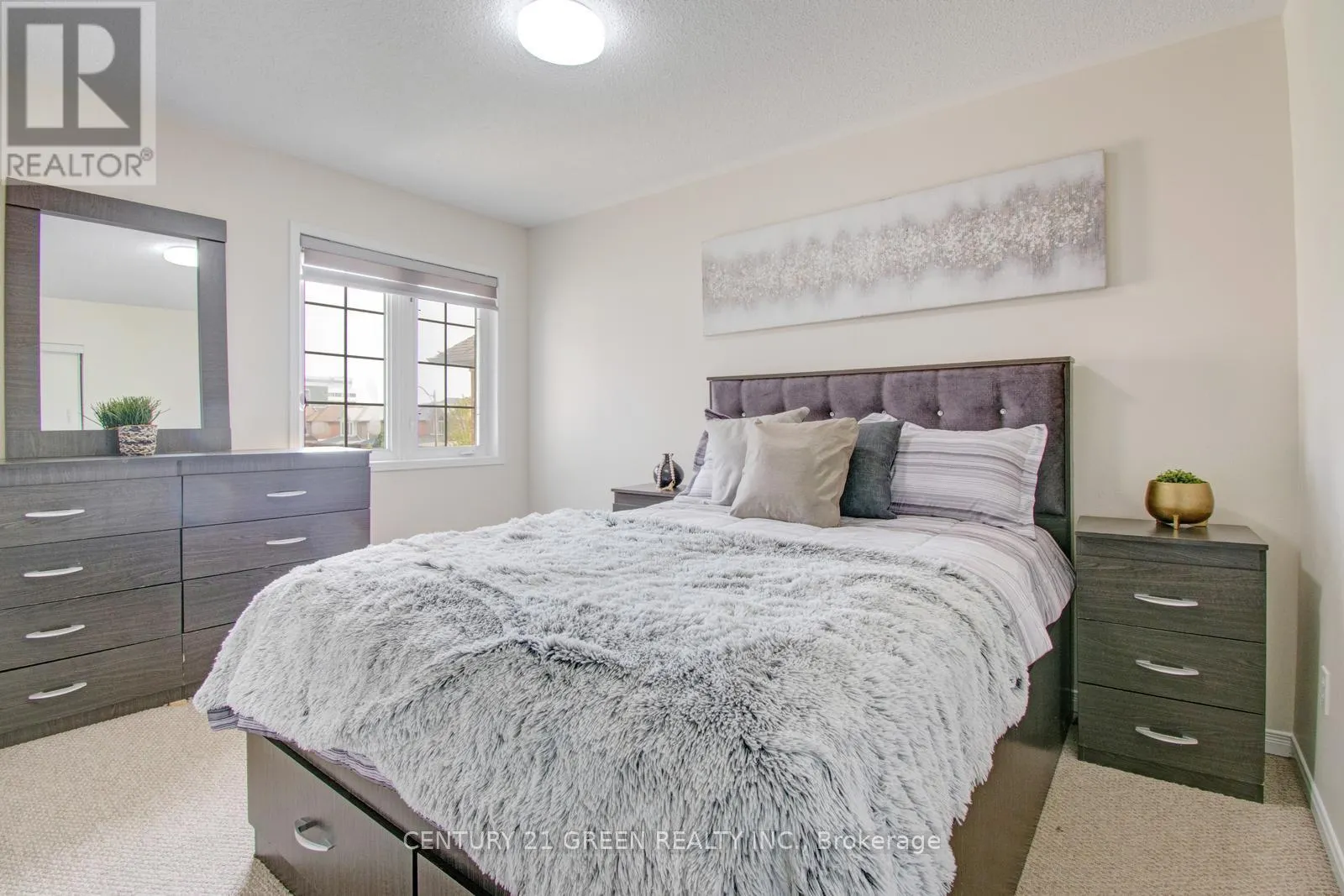 26 OATFIELD ROAD