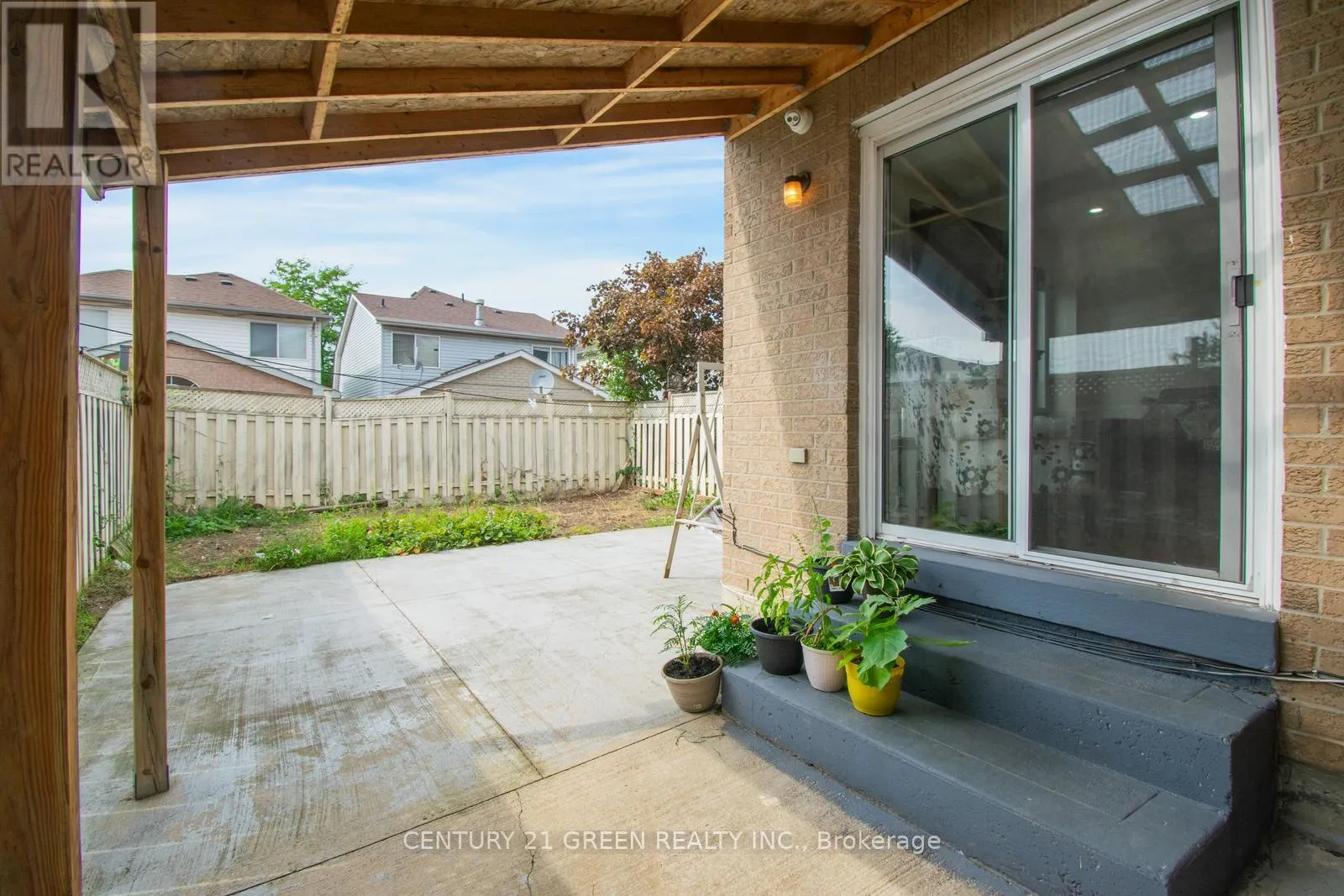 26 OATFIELD ROAD