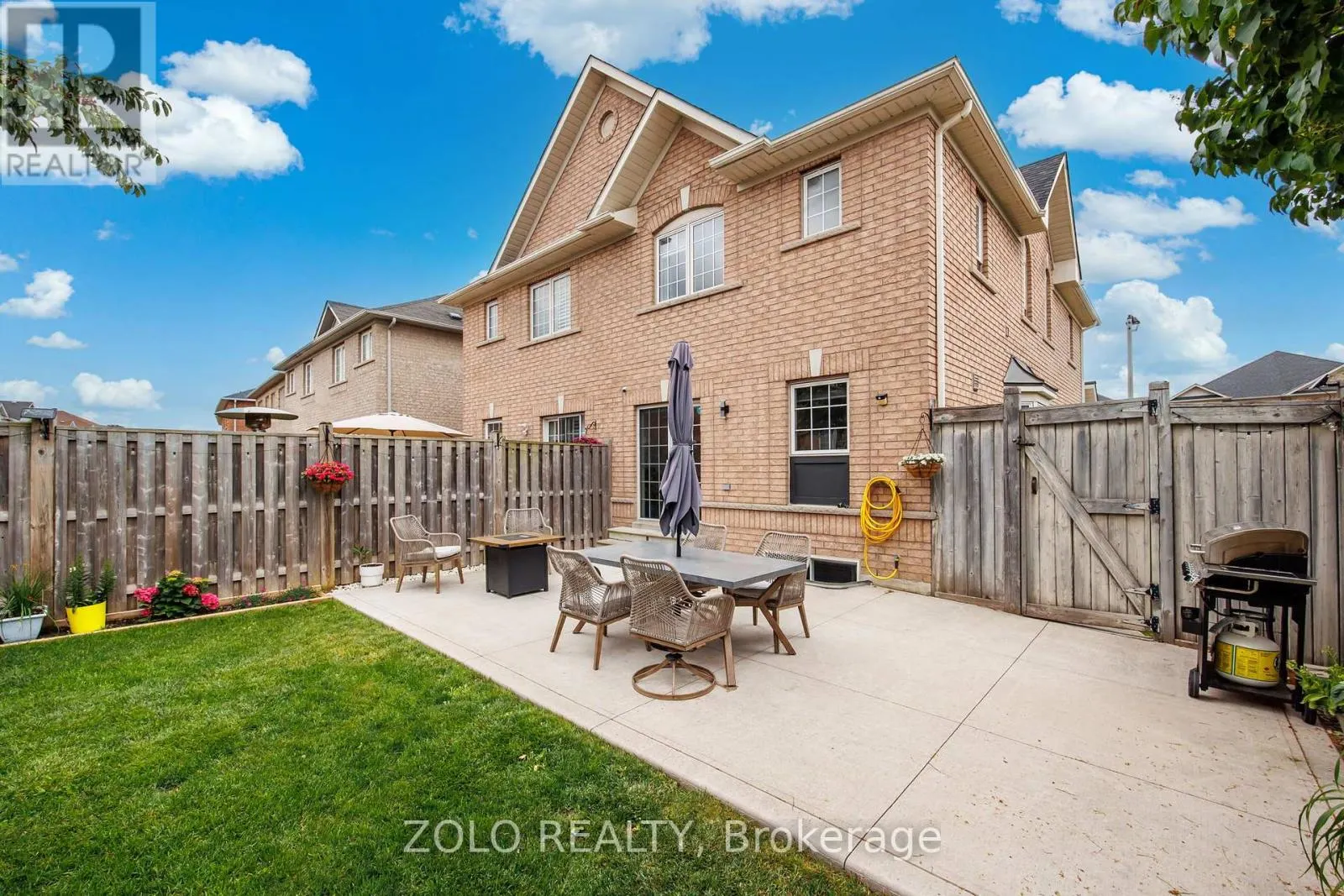 79 CRYSTALVIEW CRESCENT S
