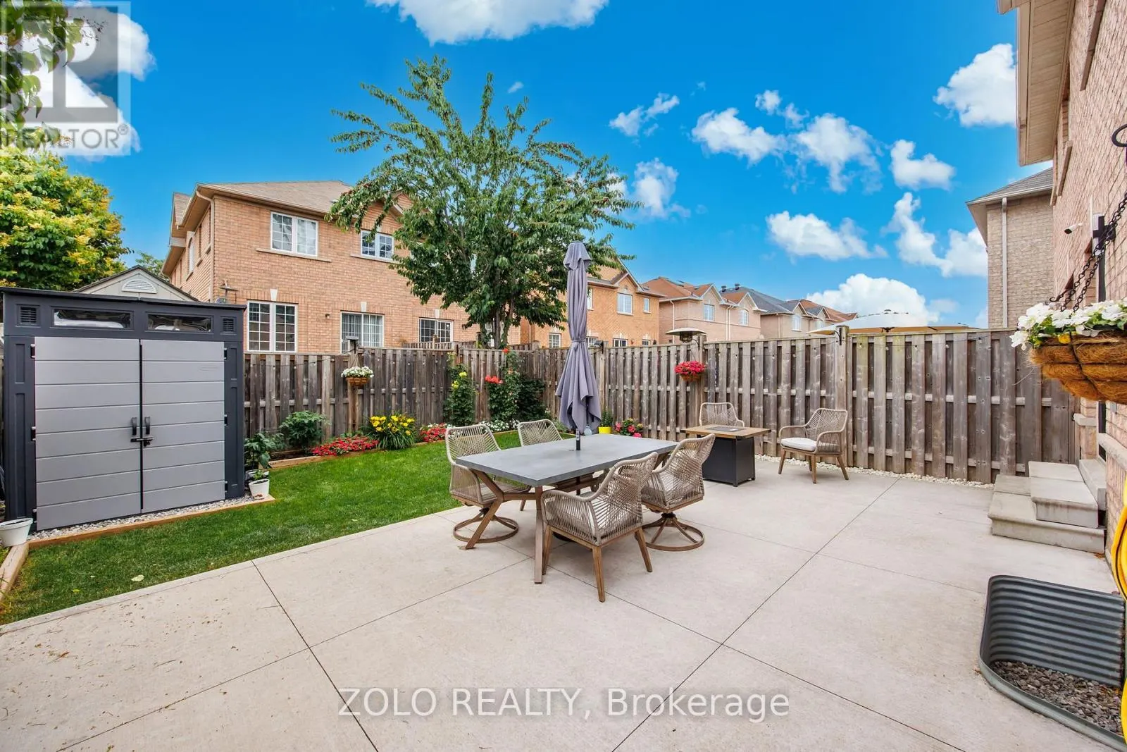 79 CRYSTALVIEW CRESCENT S