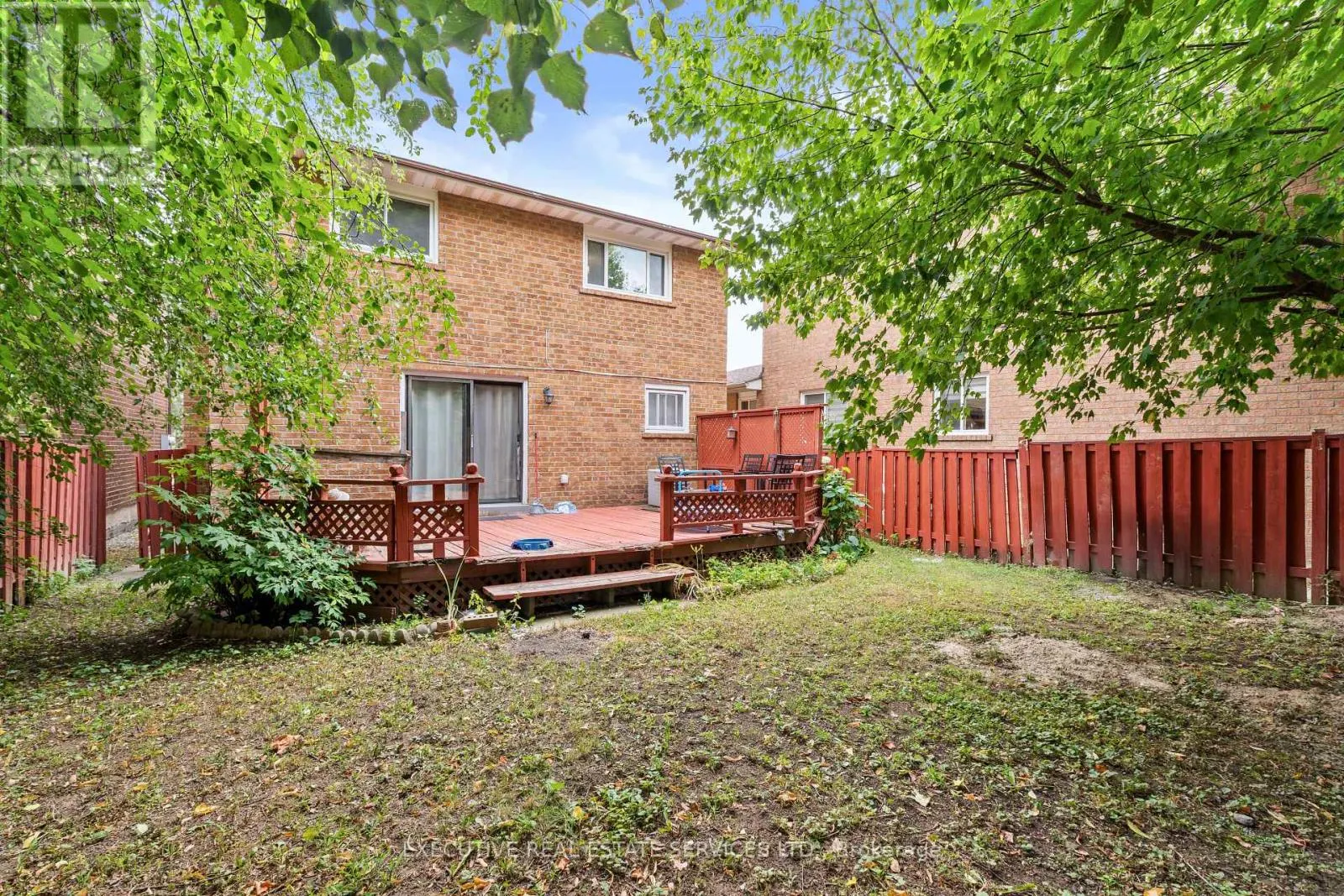 14 ALBERMARLE COURT