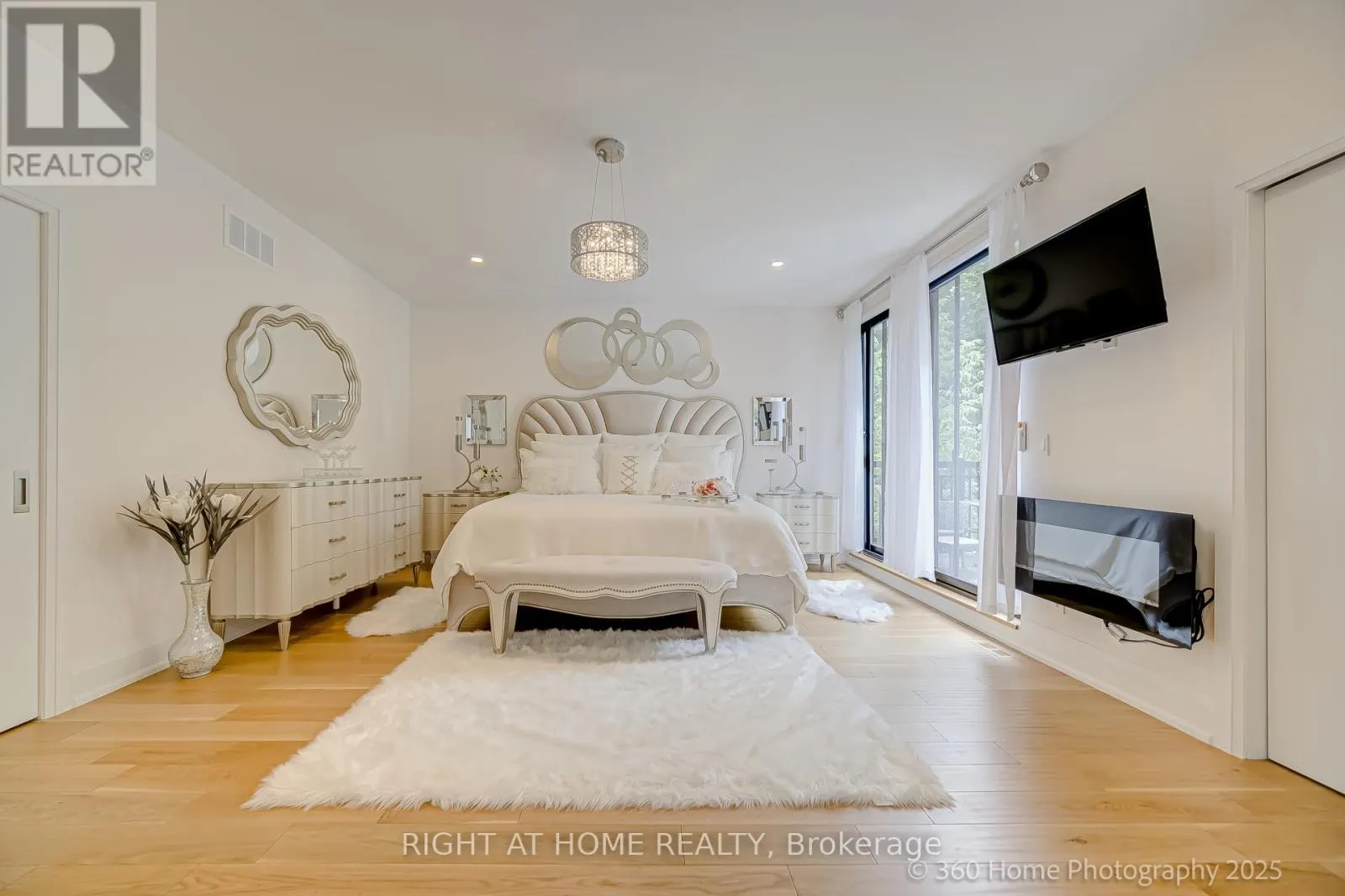 238 RENFORTH DRIVE