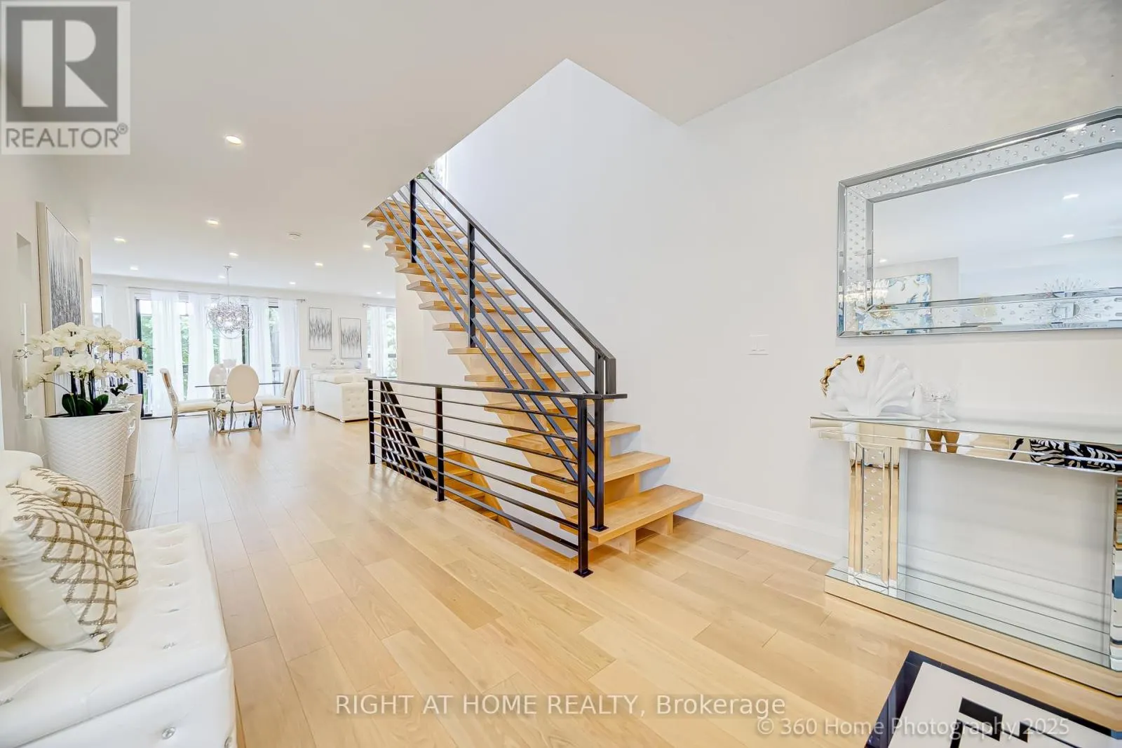 238 RENFORTH DRIVE