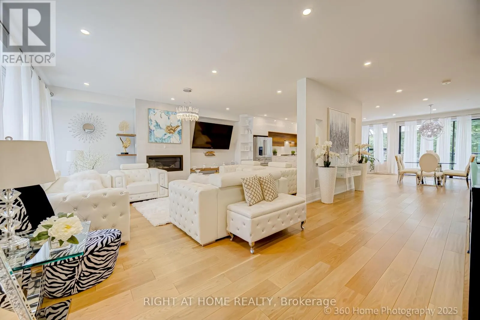 238 RENFORTH DRIVE