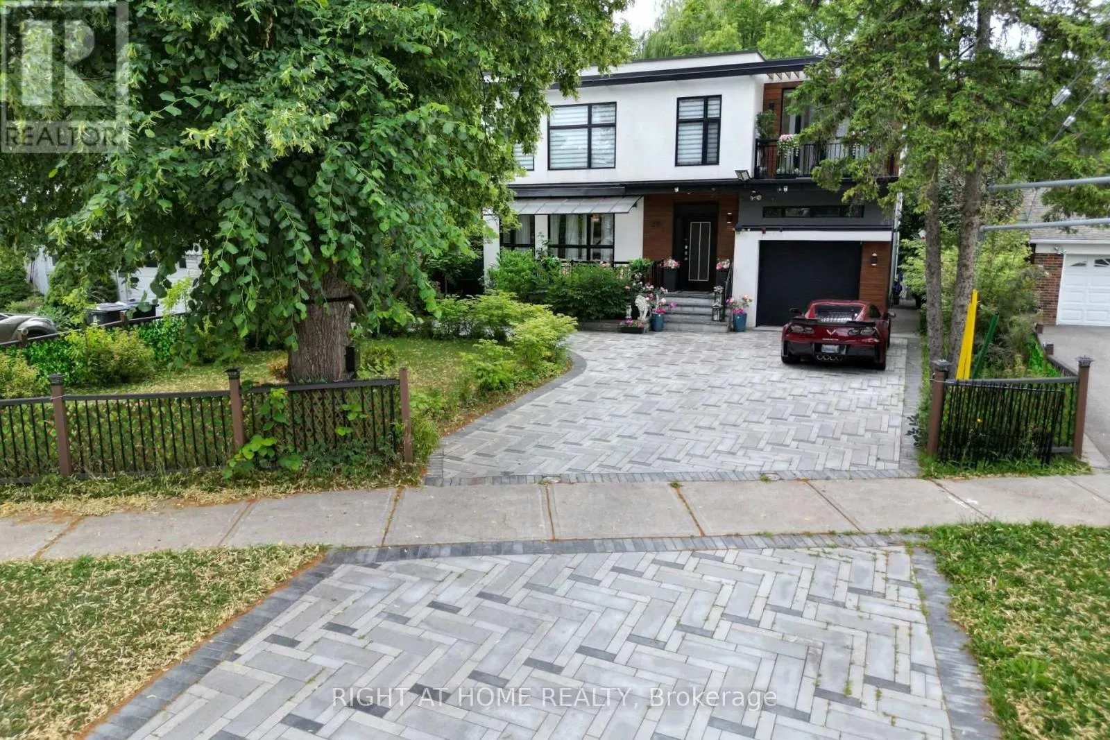 238 RENFORTH DRIVE