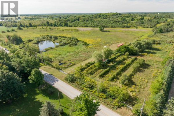 12530 NASSAGAWEYA EQUESING LINE, Milton