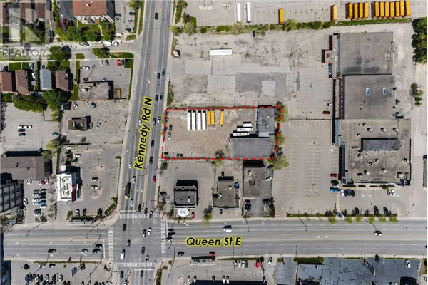 10 KENNEDY RD N, Brampton