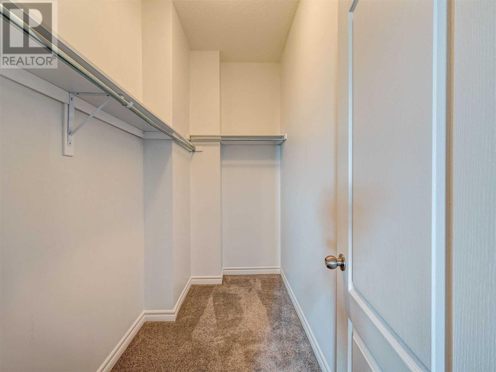 Listing W5702282 - Large Photo # 32