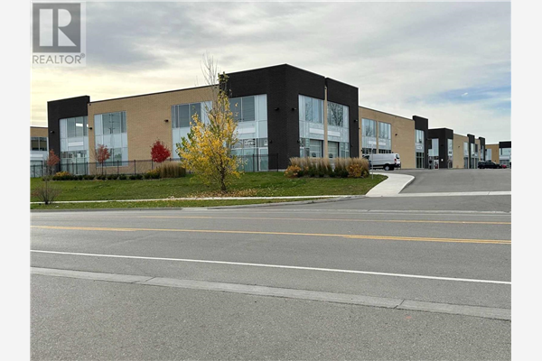 #22 -1158 KING RD, Burlington