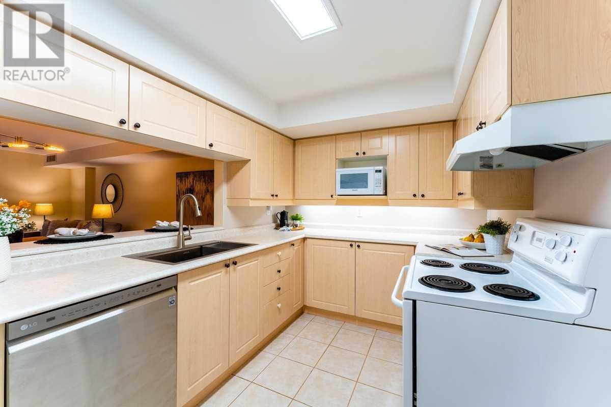 Listing W5842157 - Large Photo # 12