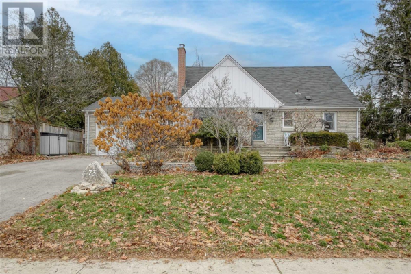 73 TOWNSEND AVE, Burlington