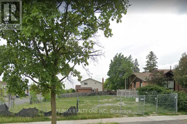 443 CENTRE ST N, Brampton